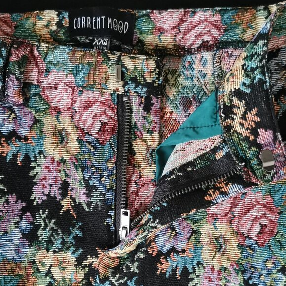 Boheme Garden Mini Skirt - Picture 3 of 6